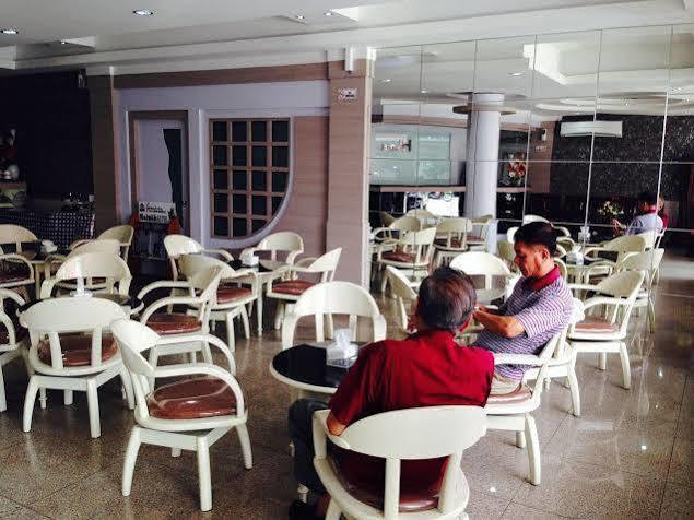 H3 Hotel Tanjung Balai Karimun Exterior foto