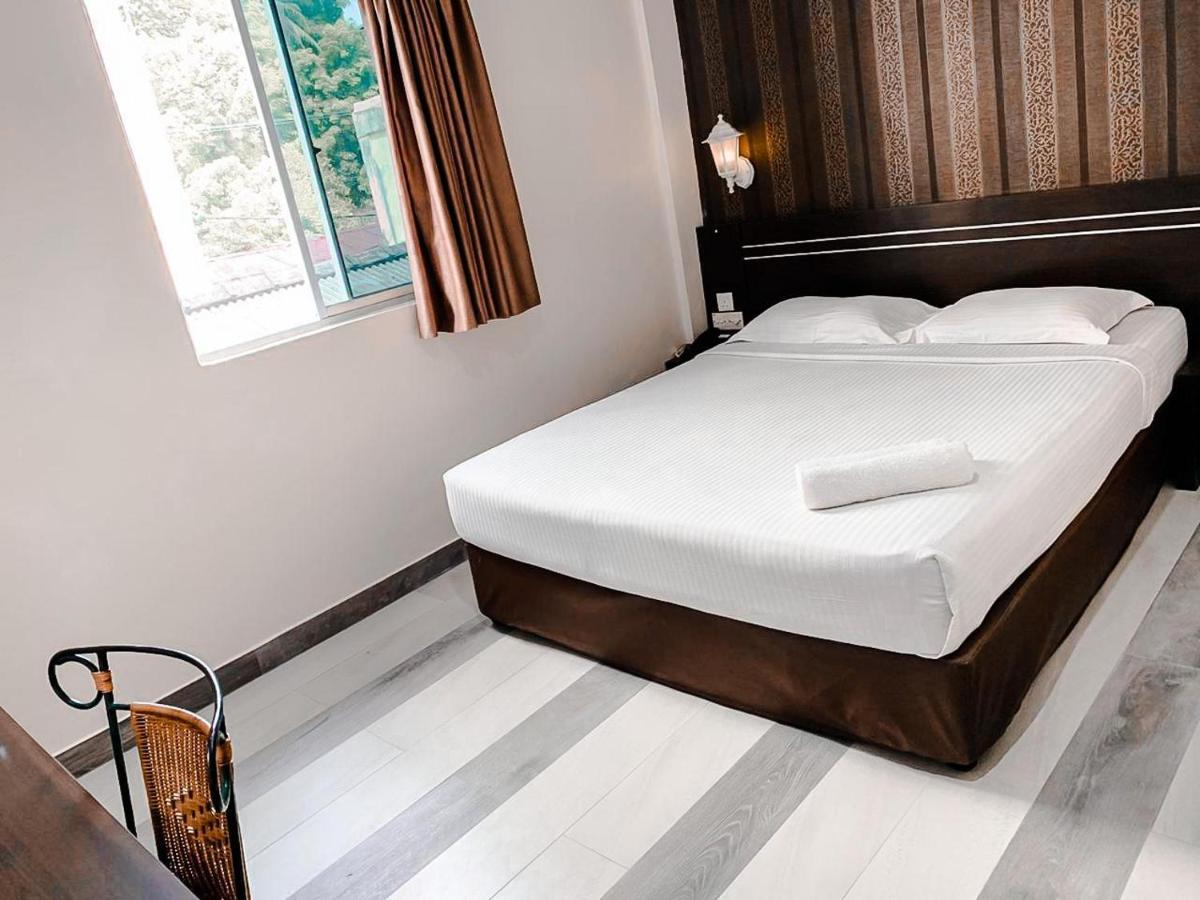 H3 Hotel Tanjung Balai Karimun Exterior foto